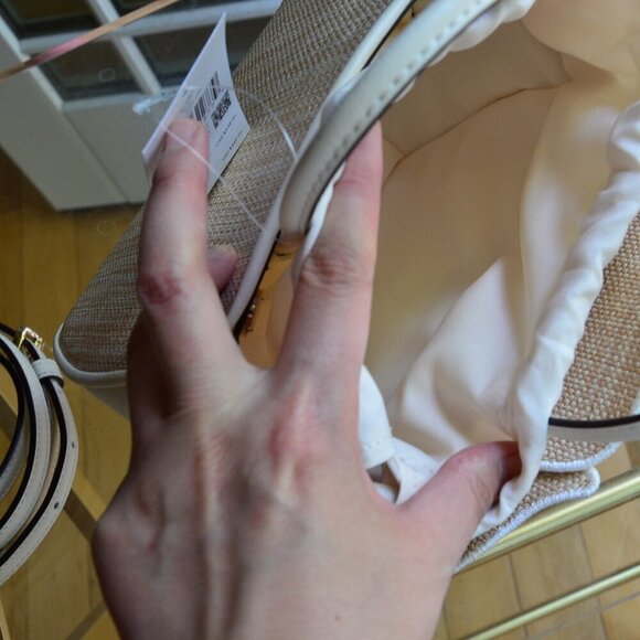 Kate Spade KK969 Flora Rose Straw Crossbody - Picture 13 of 13